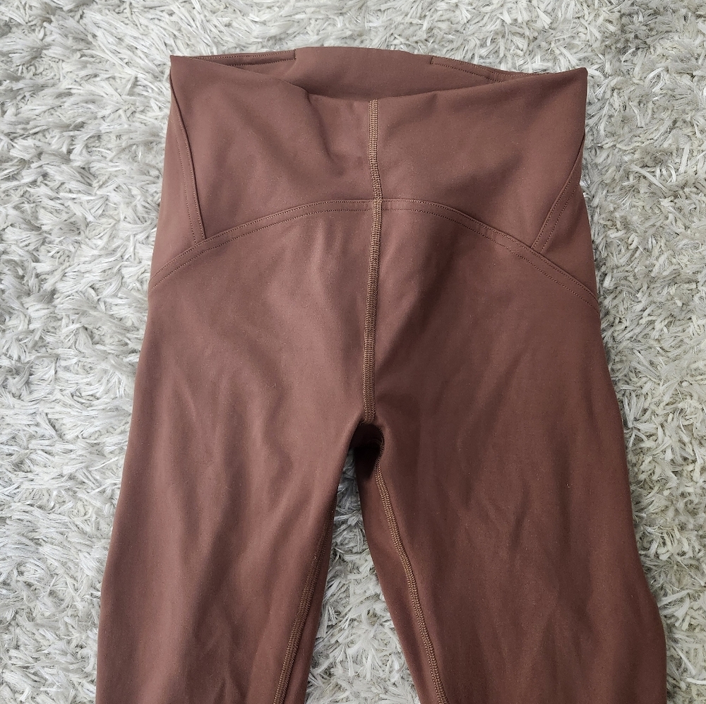 Lululemon Instill High Rise Tight 25" Size 4 - Picture 6 of 10